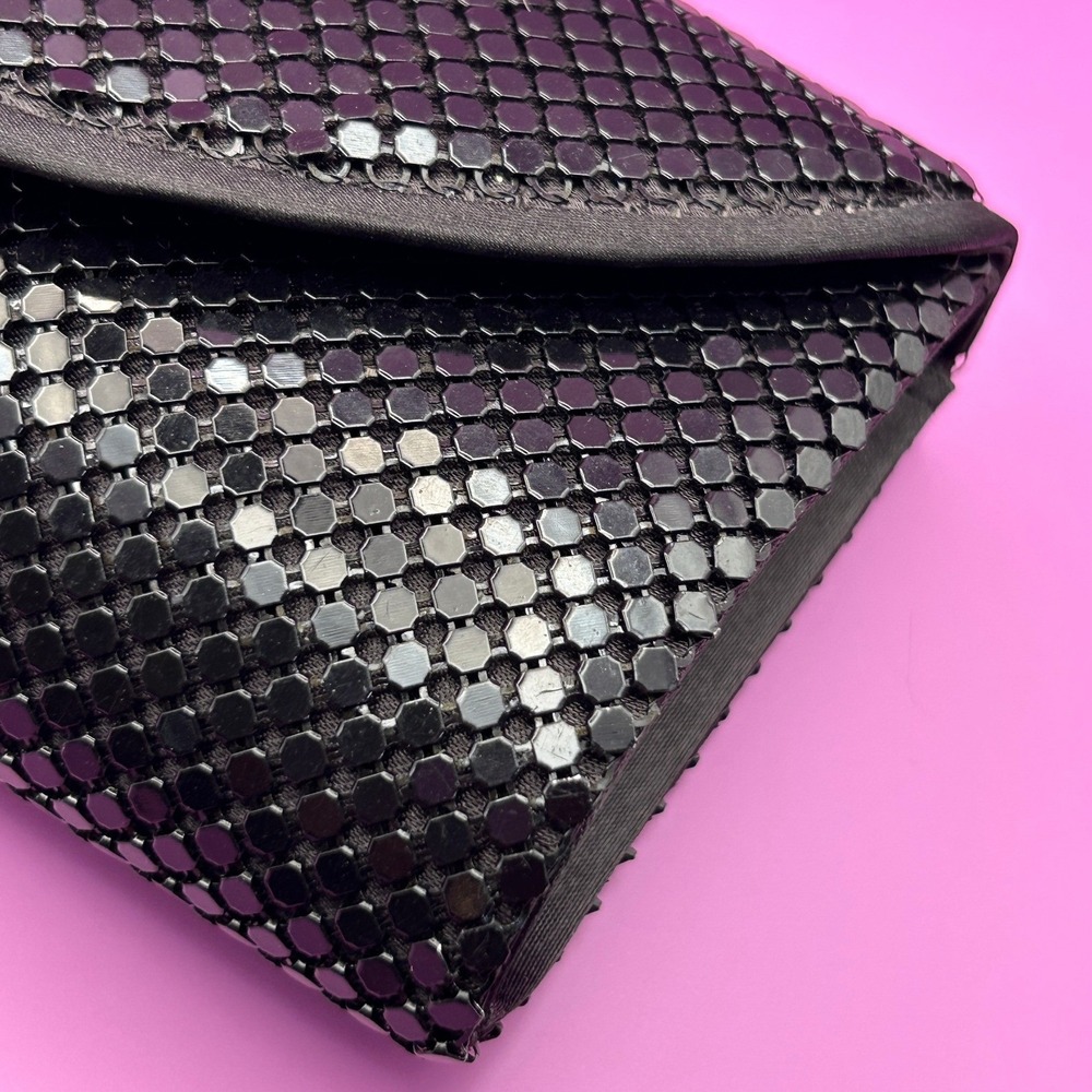 Lulu Townsend Black Mesh Evening Clutch Bag with Detachable Chain Strap - Picture 5 of 11